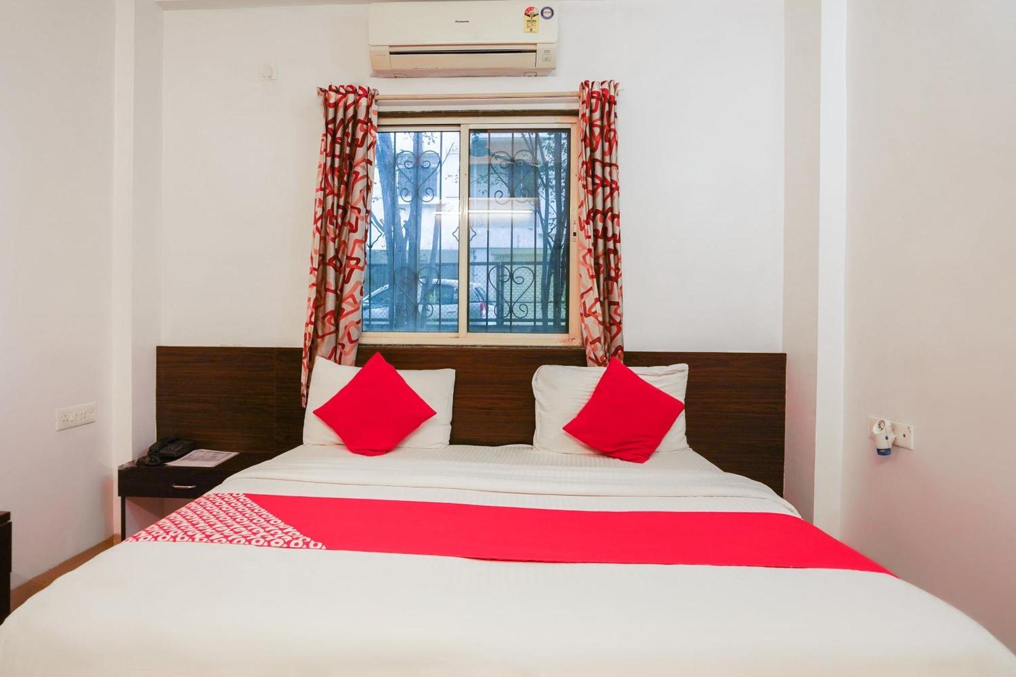Hotel O The Royal Samrat Púna Kültér fotó