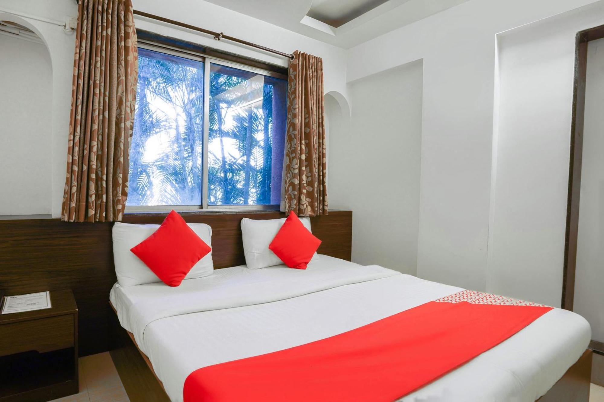 Hotel O The Royal Samrat Púna Kültér fotó
